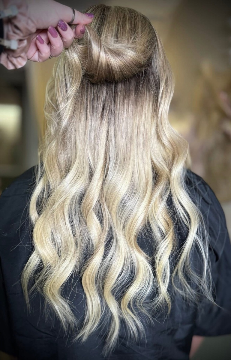 Extensions with bright blonde ends